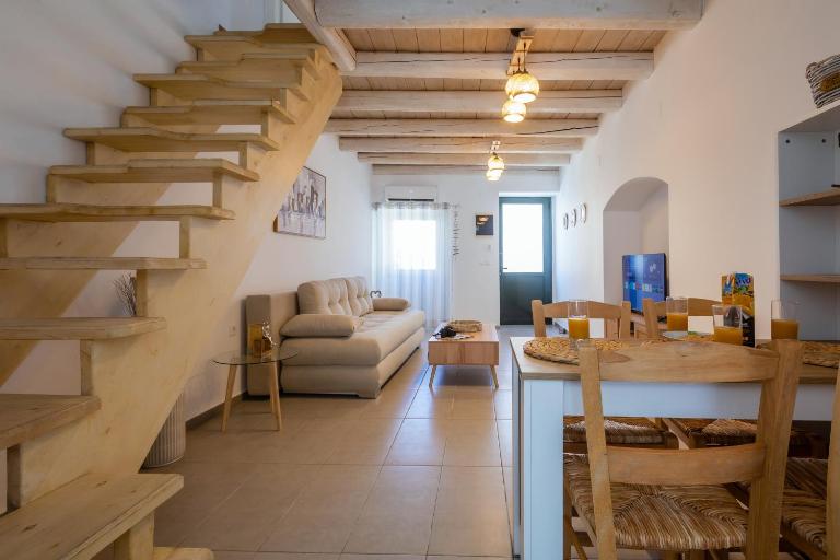 Luna di porto - B&B Karyofyto
