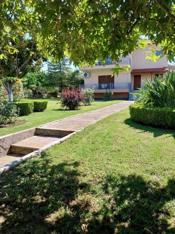 Georgias paradise villa and Garden - B&B Kamárai