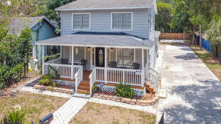 10 beds! Large home Groups multiple families - Chambres d'hôtes Tampa