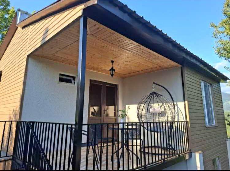 Villa Lematue - B&B Jvari