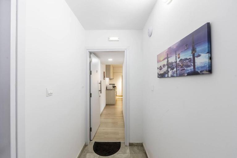 C-Premium Apts 100m from beach and city centre - B&B Larnaka