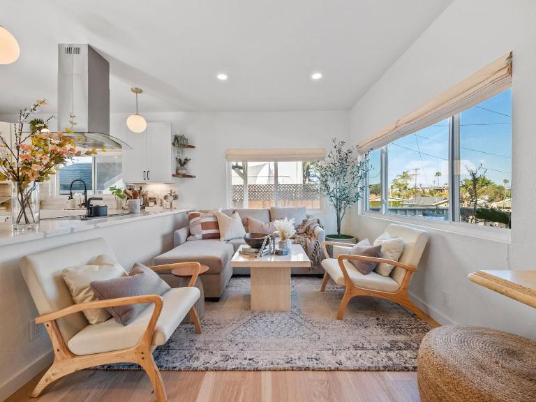 Luxe OB Home, Walk to Beach, Sauna, and Backyard - Ferienwohnung San Diego