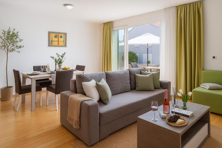 Sunny Resort 1-bedroom apartment 1211 - B&B Petrcane