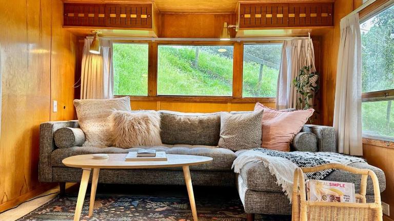 Vintage Spartan-retro Farm Stay W Ev Charger - Bed and Breakfast Arroyo Grande