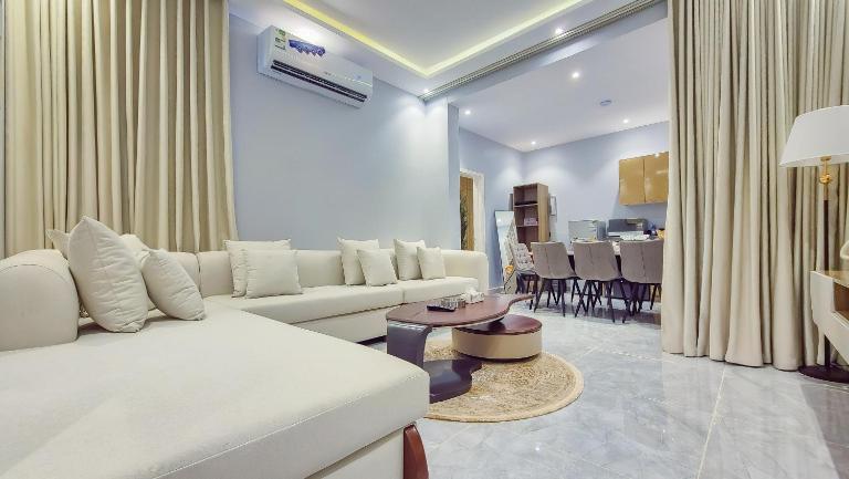 Modern 1 Bdr Near King Fahad Medical City - Ferienwohnung Riad