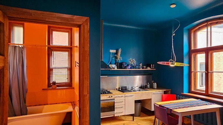 Artists Apartment in Central Riga - Chambres d'hôtes Riga