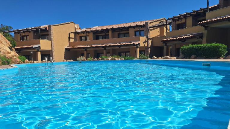 Casa Stella di Gallura con piscina - B&B Costa Paradiso
