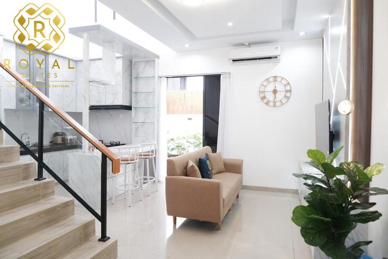 Royal Suites Home Villa 3BR with Private Pool - RHV4 - B&B Batam Centre