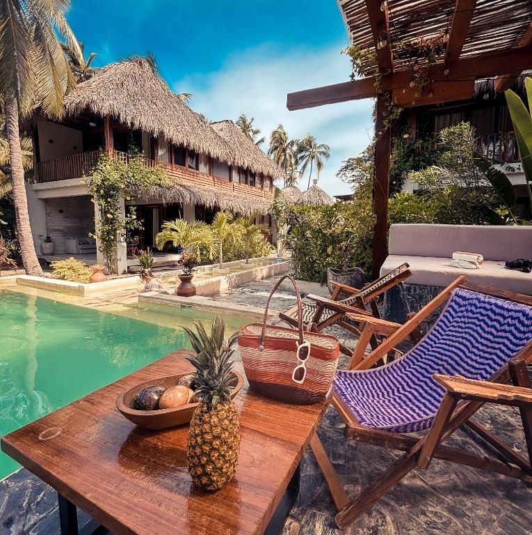 Paraíso del Surf, A 50m de las Olas Perfectas, AC, Starlink, Piscina, La Saladita surf - B&B La Saladita