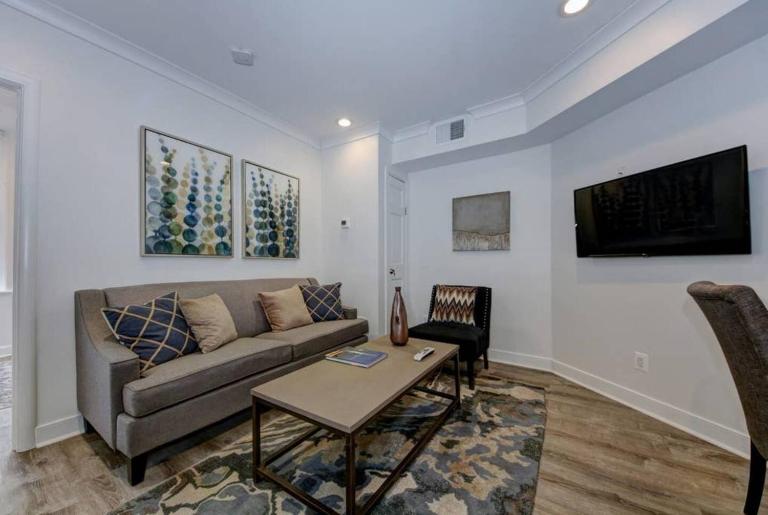 DuPont Circle-Suite 6Kalorama Luxury Apartment - B&B Washington D.C.
