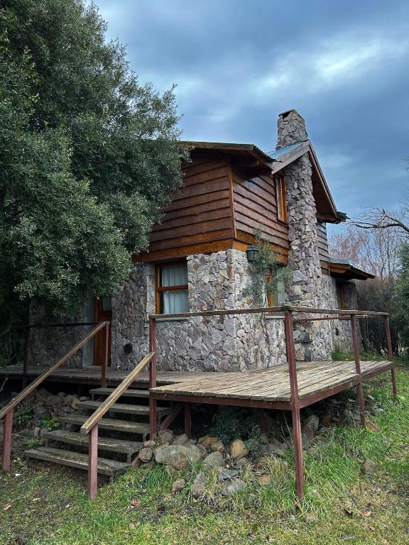 Hermosa cabaña a orillas del rio - Ferienwohnung Junín de los Andes