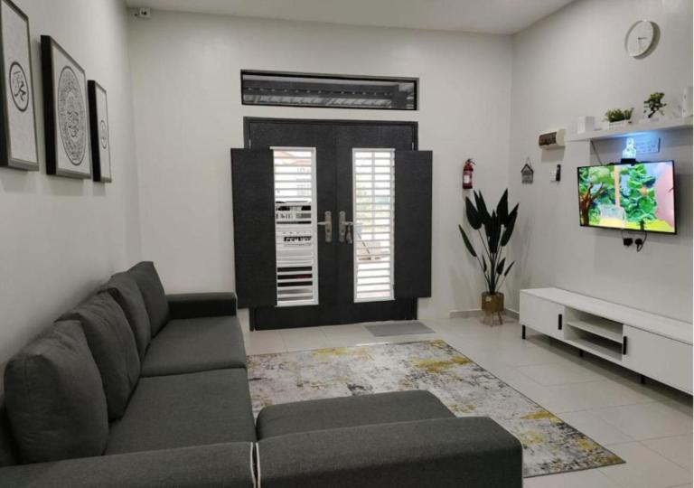Firdzura Home Semi D - B&B Kuantan