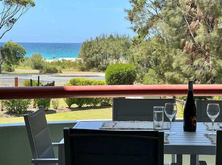 Fathoms 5 - 2BR beach resort apartment - B&B Mollymook