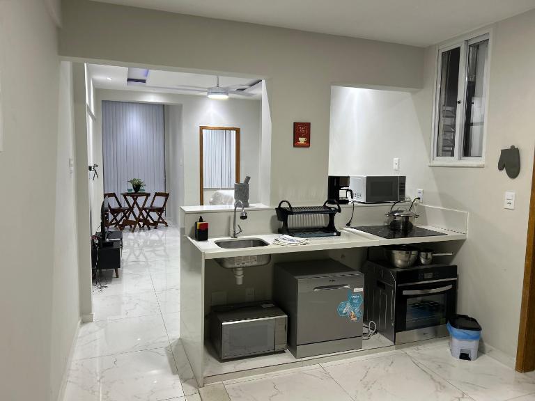 Apartamento espaçoso de 1 quarto em Copacabana - B&B Rio de Janeiro
