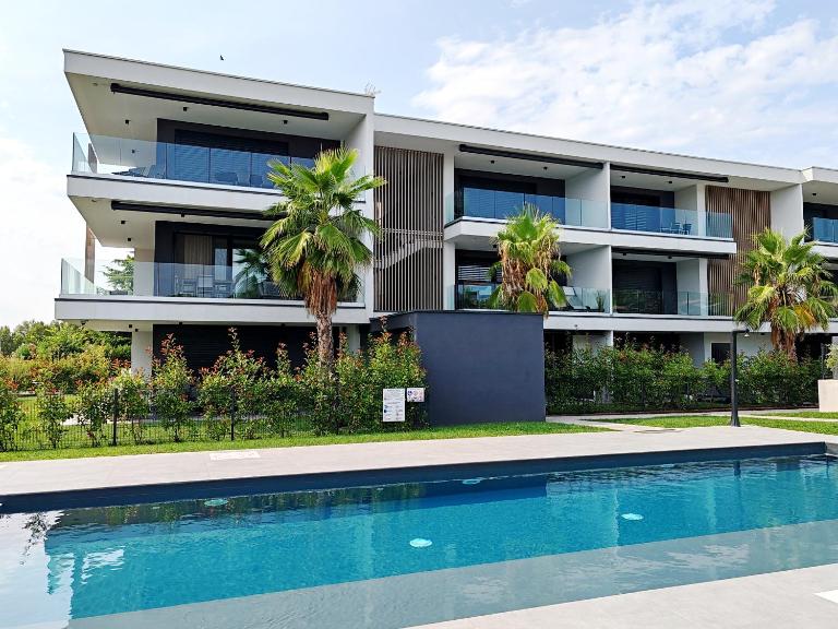 Casa Joma - luxury apartment - B&B Sirmione