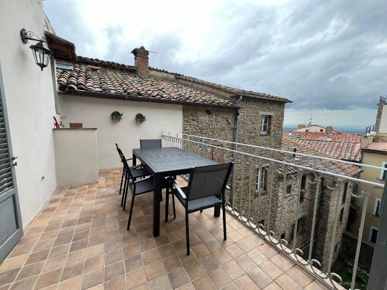 Via Roma 39 - B&B Cortona