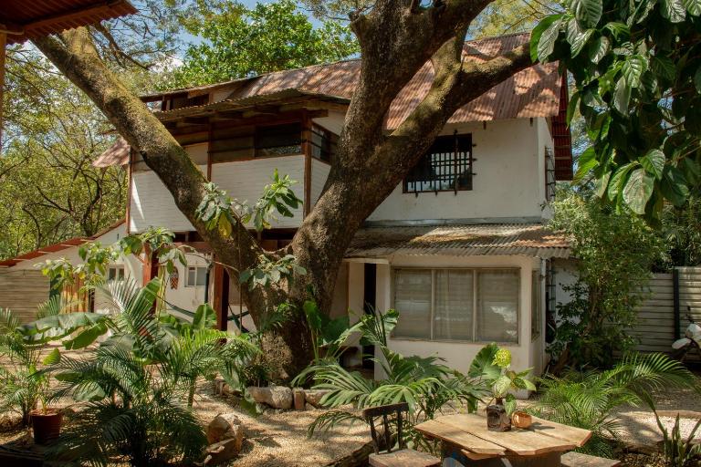 Noni Garden - B&B Tamarindo