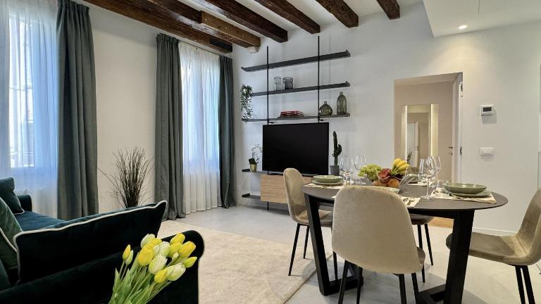 Rialto Prestige Canal View - B&B Venecia