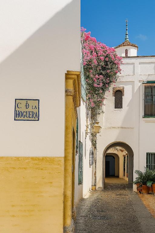 Un Tesoro en el Corazón de Córdoba - Free parking for small cars only - B&B Córdoba