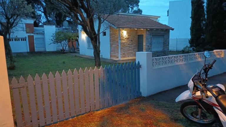 LAS TONINAS - CASAS DE PLAYA - a 50 metros del mar - Chambres d'hôtes Monte Hermoso