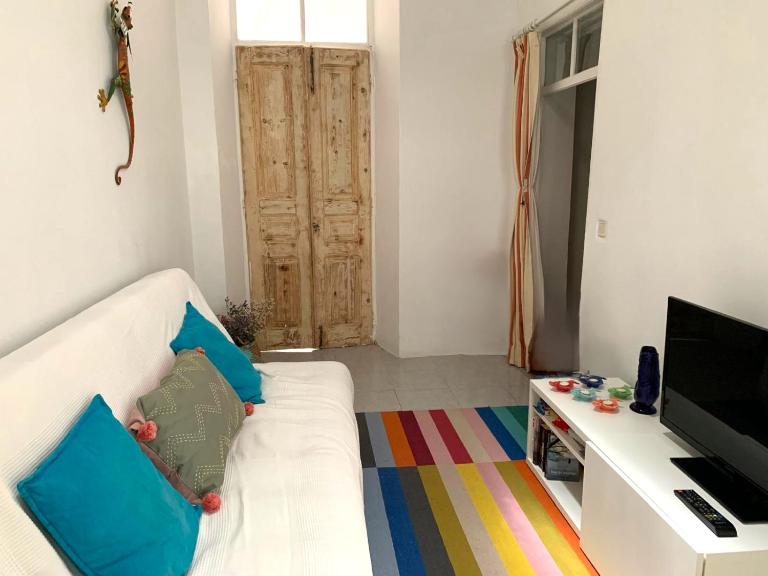 Casa Almirante Reis - Perfect Location & Rooftop - B&B Olhão