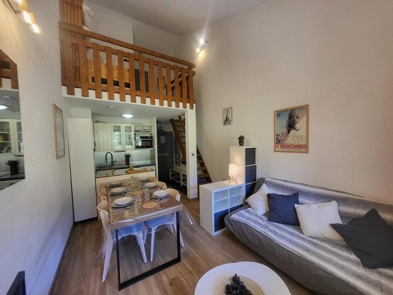 Duplex 3 pièces avec mezzanine, parking et balcon exposé sud sur les pistes - FR-1-266-64 - Ferienwohnung Montgenèvre