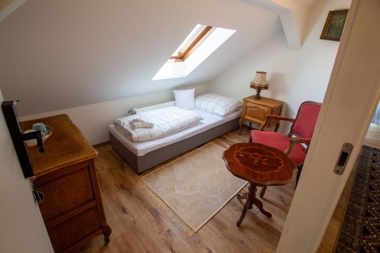 Pension -Villa Vintage Room C 108 - B&B Tomášikovo