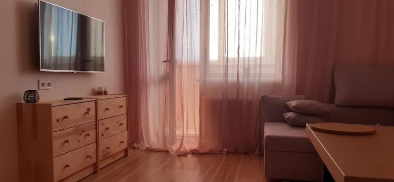 Уютная квартира студия ЖК Караваевы Дачи - B&B Kyiv