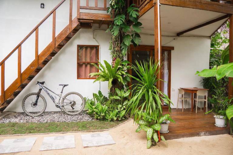 The Garden Room - Comfy apartment with workspace - B&B General Luna
