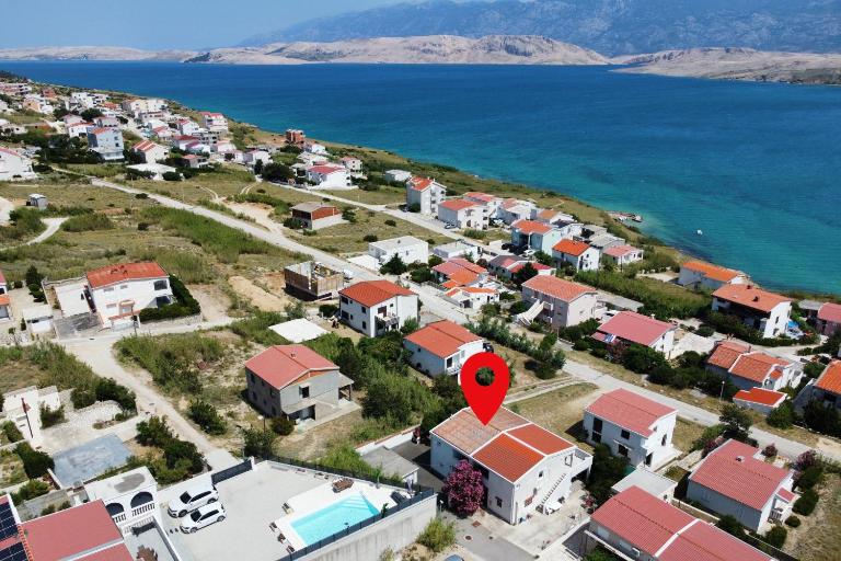 Apartments with parking space Pag - 24714 - B&B Pag