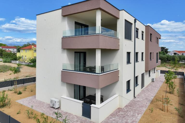 Apartments by the sea Privlaka, Zadar - 24834 - B&B Privlaka