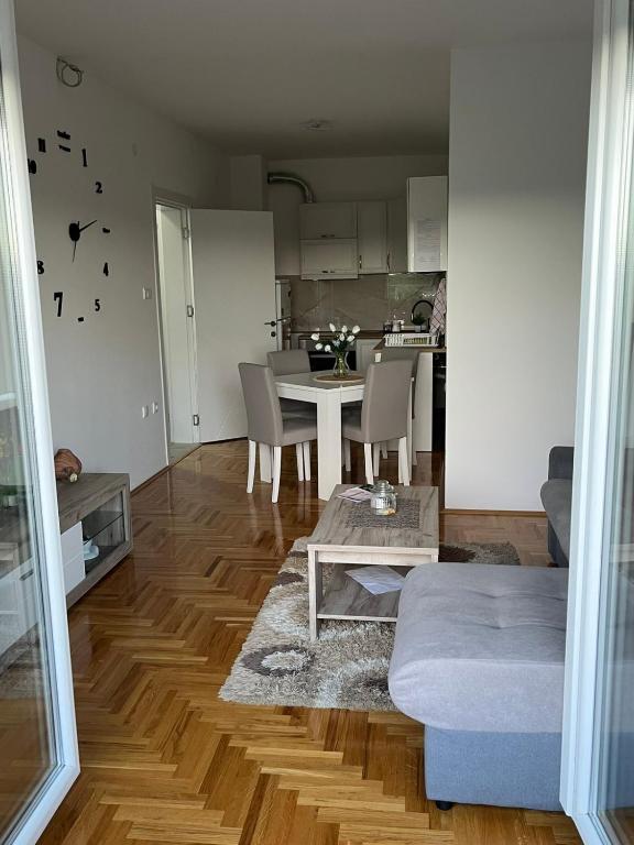 Apartman N&L - B&B Sombor