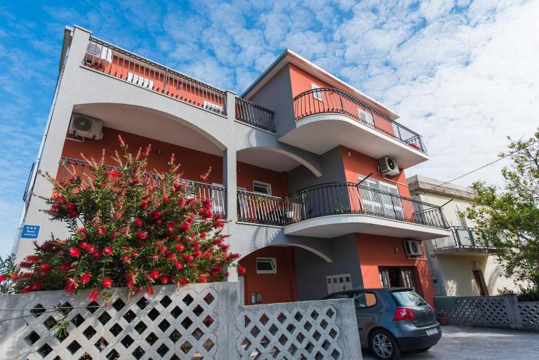 Apartments Blaf - B&B Podstrana