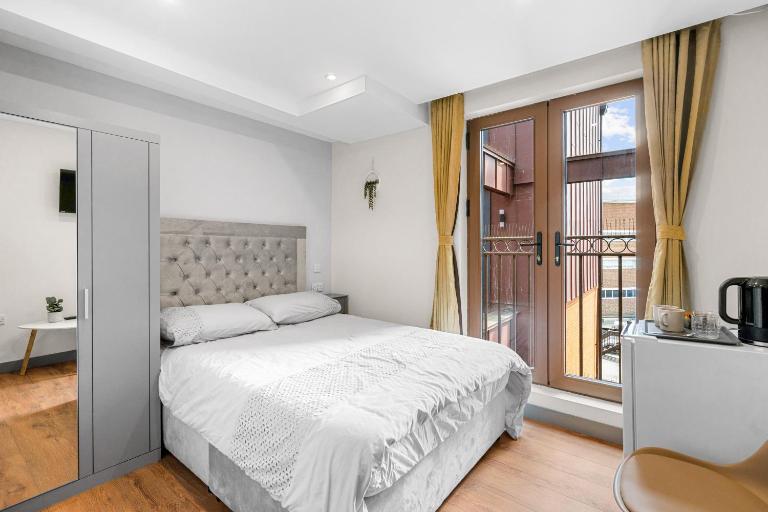 Ensuite Double Godino Hotel by Ilford Station - Chambres d'hôtes Ilford