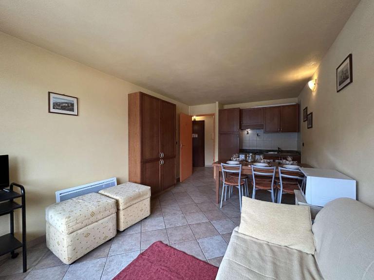 Appartement cosy à Montgenèvre, 6 pers avec parking et animaux acceptés - FR-1-330D-43 - B&B Montgenèvre