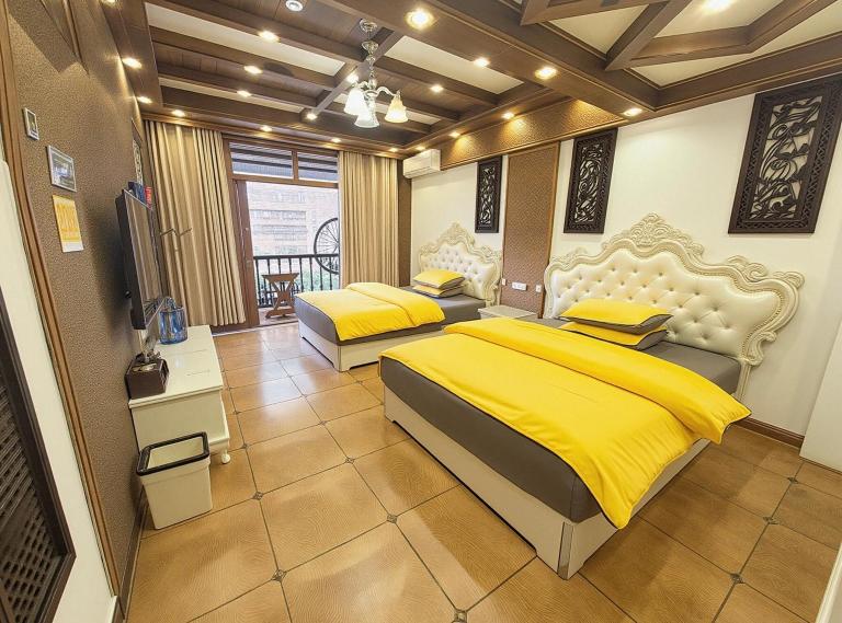 Fenghuang Xiangyun Pavilion Boutique Riverside B&B - Bed and Breakfast Fenghuang