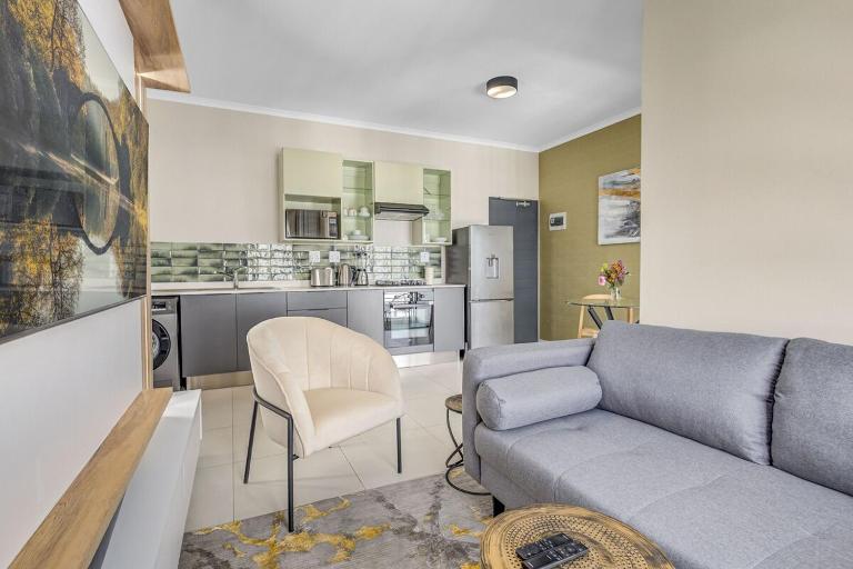 Eclectic Escape at 93 on New - B&B Midrand