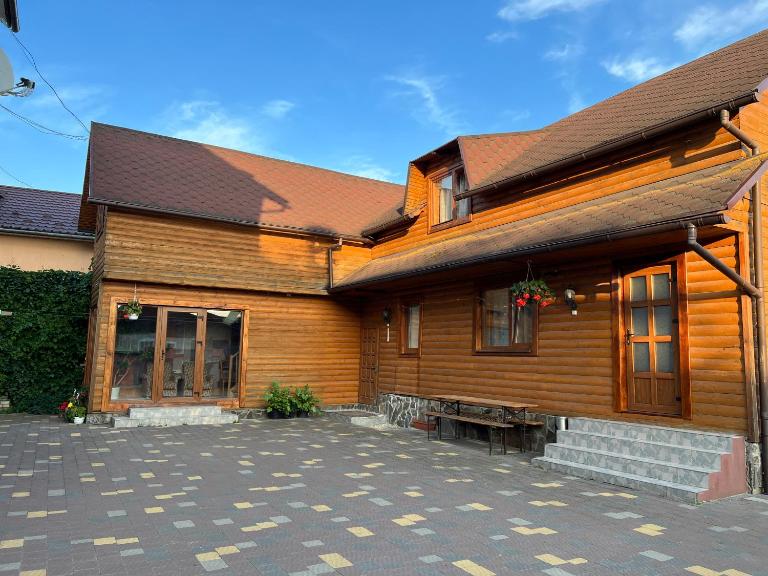 Шовкова косиця - Chambres d'hôtes Lazeshchyna