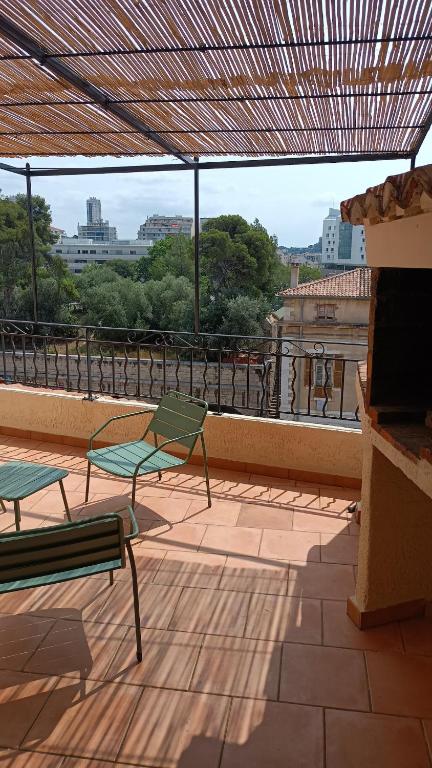 Appartement cosy centre historique avec rooftop - Chambres d'hôtes Toulon