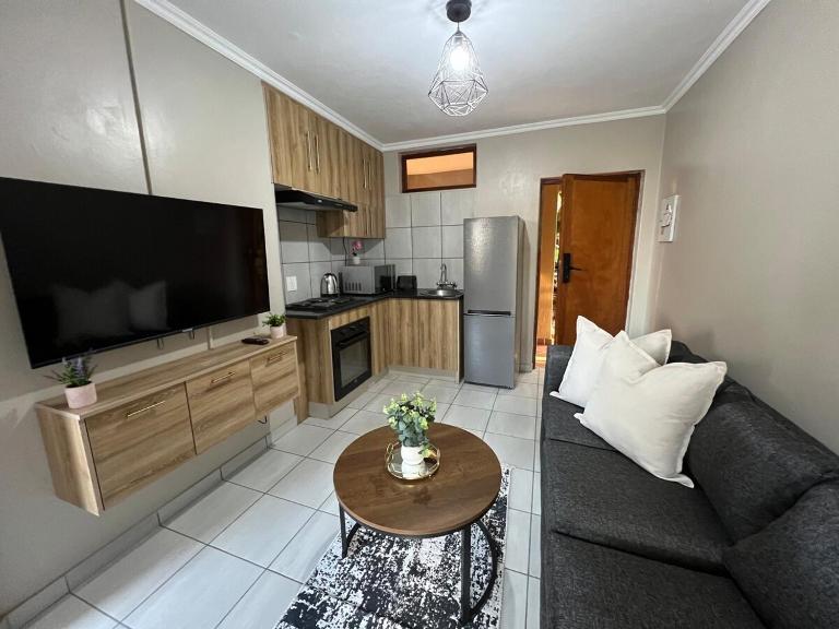 Apartment with stunning scenic views - Bed and Breakfast Pretoria