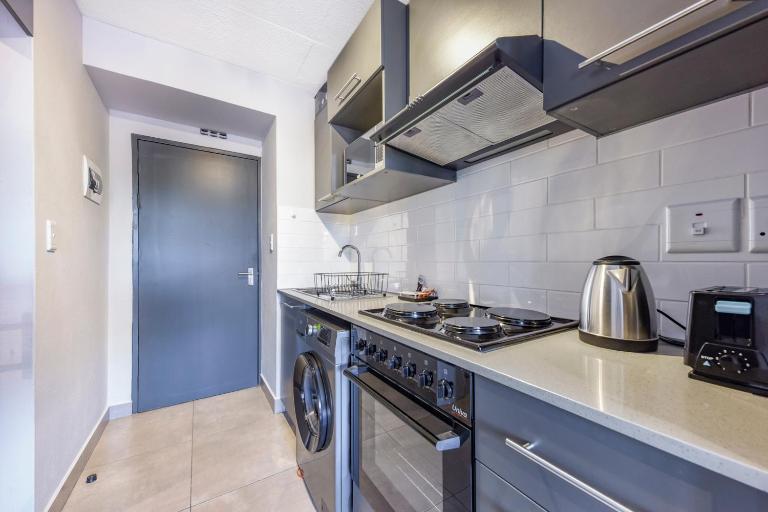 Circa Lynwood Accommodation - B&B Pretoria