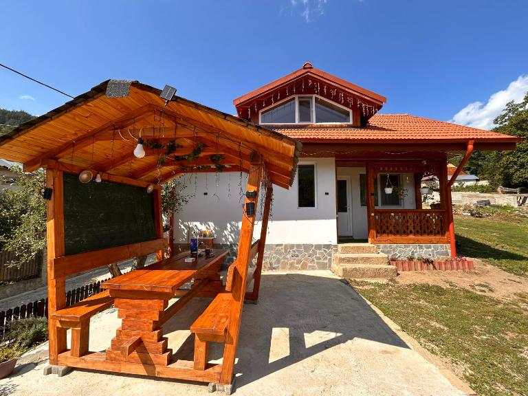 Casa Mihai - Ferienwohnung Bâsca Rozilei