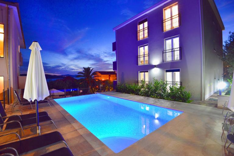 Apartments Villa Coratina - Chambres d'hôtes Trogir