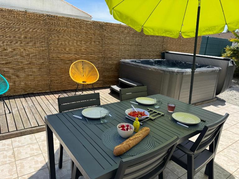 Maison idéale pour un séjour aux Sables d'Olonne - Ferienwohnung La Pironnière