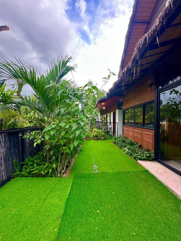 Studio Ground Floor Room by Densy Angkor - B&B Ciudad de Siem Riep