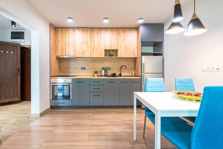Modern and Cozy 1BDR Apartment in the City Center - B&B Sofia