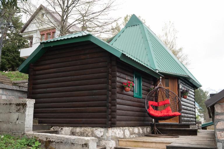 Škrka cotege - center of Zabljak - B&B Žabljak