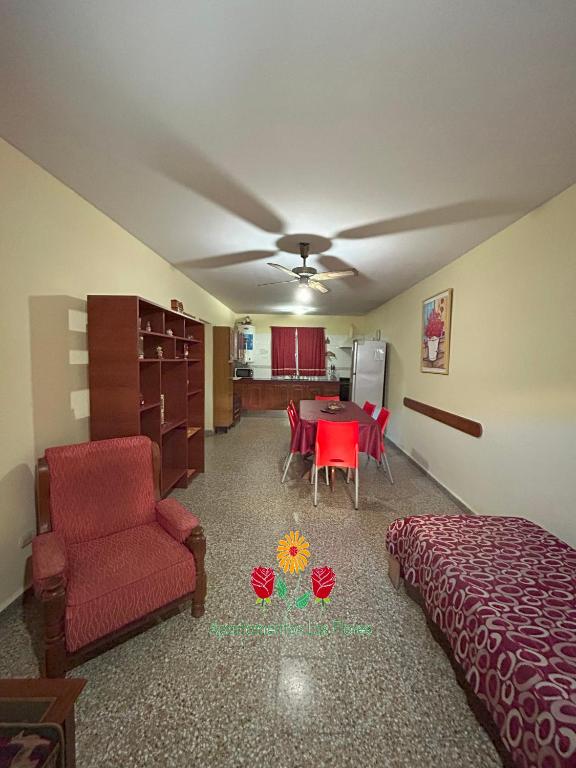 Apartamentos Las Flores - Chambres d'hôtes Villa Carlos Paz