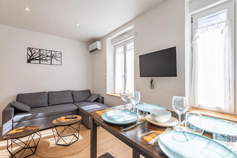 Moderne appartement 4 pers - Ferienwohnung Reims