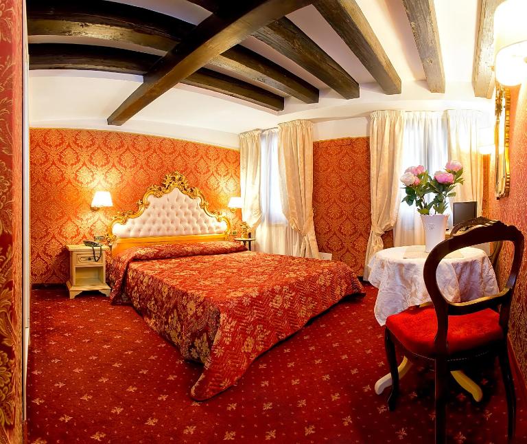 Ca' Della Loggia - Bed and Breakfast Venetië